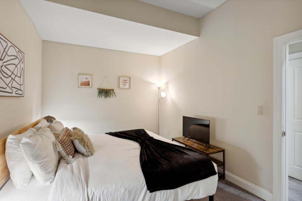 Sleeps 4! 2Br, Gym, Free Parking, Close To Major Attractions Philadelphia Exterior foto